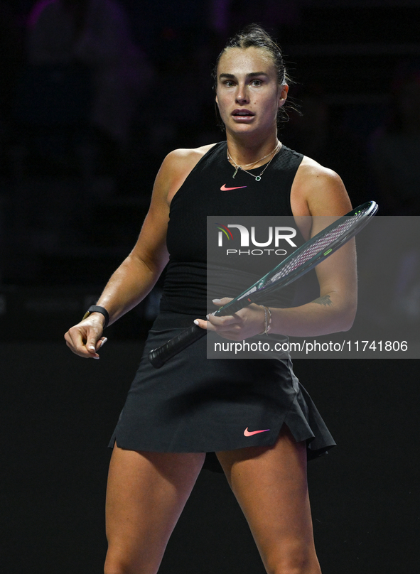 RIYADH, SAUDI ARABIA - NOVEMBER 04: Aryna Sabalenka of Belarus during her match against Jasmine Paolini of Italy on day 3 of the 2024 WTA Fi...