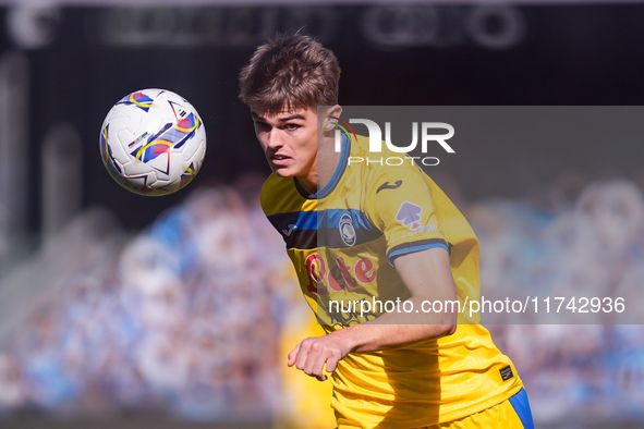 Charles De Ketelaere of Atalanta BC controls the ball during the serie Serie A Enilive match between SSC Napoli and Atalanta BC at Stadio Di...