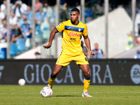 Isak Hien of Atalanta BC during the serie Serie A Enilive match between SSC Napoli and Atalanta BC at Stadio Diego Armando Maradona on Novem...