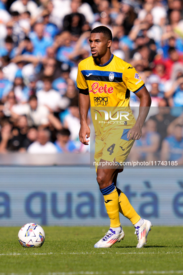 Isak Hien of Atalanta BC during the serie Serie A Enilive match between SSC Napoli and Atalanta BC at Stadio Diego Armando Maradona on Novem...