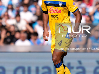 Isak Hien of Atalanta BC during the serie Serie A Enilive match between SSC Napoli and Atalanta BC at Stadio Diego Armando Maradona on Novem...