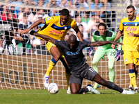 Isak Hien of Atalanta BC and Romelu Lukaku of SSC Napoli compete for the ball during the serie Serie A Enilive match between SSC Napoli and...