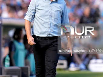 Gian Piero Gasperini Head Coach of Atalanta BC yells during the serie Serie A Enilive match between SSC Napoli and Atalanta BC at Stadio Die...