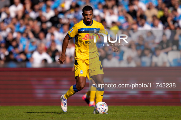 Isak Hien of Atalanta BC during the serie Serie A Enilive match between SSC Napoli and Atalanta BC at Stadio Diego Armando Maradona on Novem...