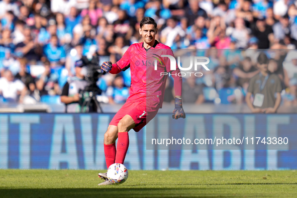 Alex Meret of SSC Napoli during the serie Serie A Enilive match between SSC Napoli and Atalanta BC at Stadio Diego Armando Maradona on Novem...