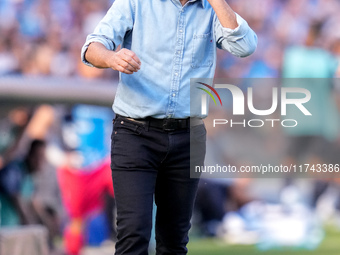 Gian Piero Gasperini Head Coach of Atalanta BC gestures during the serie Serie A Enilive match between SSC Napoli and Atalanta BC at Stadio...