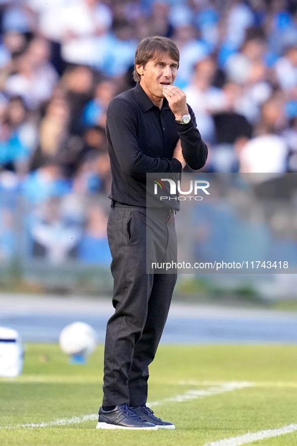 Antonio Conte Head Coach of SSC Napoli looks on during the serie Serie A Enilive match between SSC Napoli and Atalanta BC at Stadio Diego Ar...