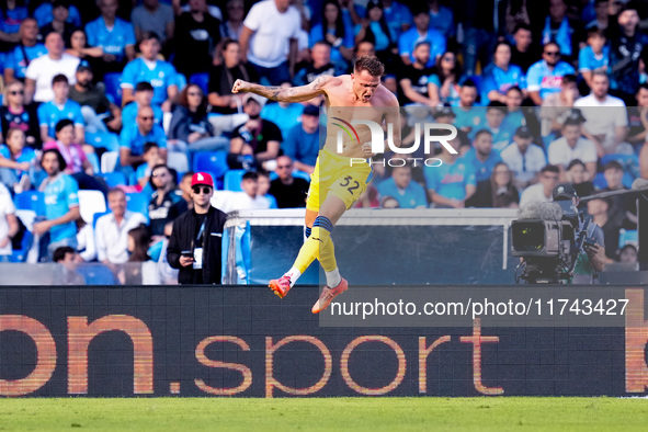 Mateo Retegui of Atalanta BC celebrates after scoring third goal during the serie Serie A Enilive match between SSC Napoli and Atalanta BC a...