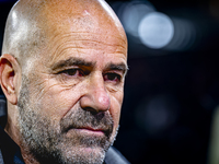 PSV Eindhoven trainer Peter Bosz is present during the match between PSV and Girona at the Philips Stadium for the UEFA Champions League - L...