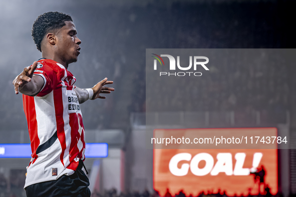 PSV Eindhoven defender Ryan Flamingo scores the 1-0 and celebrates the goal during the match between PSV and Girona at the Philips Stadium f...