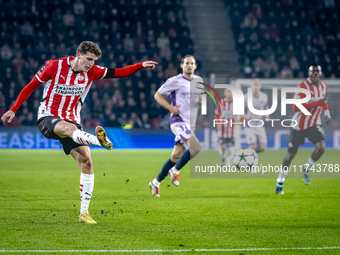 PSV Eindhoven midfielder Guus Til plays during the match between PSV and Girona at the Philips Stadium for the UEFA Champions League - Leagu...