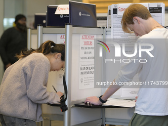 American citizens go to polling centers to elect the new US President during the Presidential Election 2024 in Washington DC, USA, on Novemb...