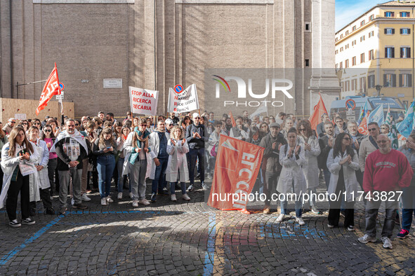 Hundreds of researchers and research sector employees protest against their precarious job conditions due to poor management of job contract...