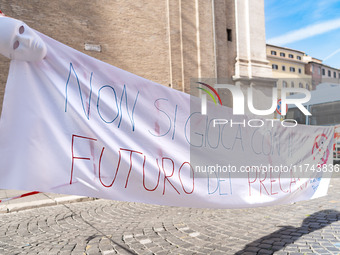 Hundreds of researchers and research sector employees protest against their precarious job conditions due to poor management of job contract...