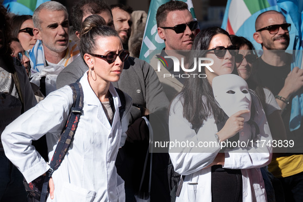 Hundreds of researchers and research sector employees protest against their precarious job conditions due to poor management of job contract...