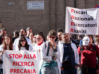 Hundreds of researchers and research sector employees protest against their precarious job conditions due to poor management of job contract...