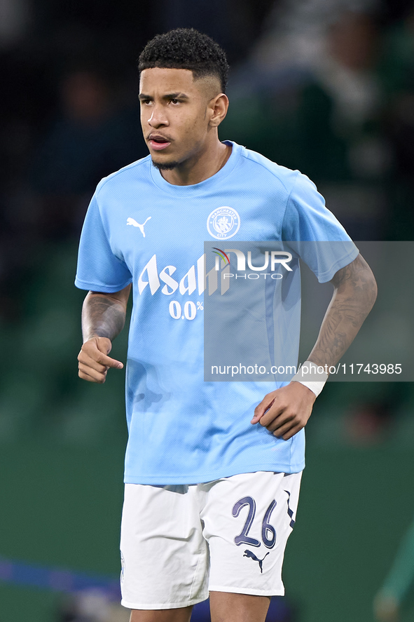 Savinho of Manchester City warms up before the UEFA Champions League match between Sporting CP and Manchester City at Jose Alvalade Stadium...