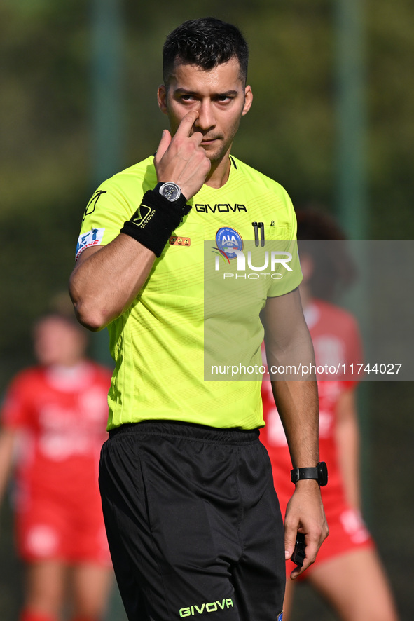 Referee Alessio Amadei officiates during the round of 16 of Coppa Italia Femminile between S.S. Lazio and F.C. Como at the Mirko Fersini Sta...