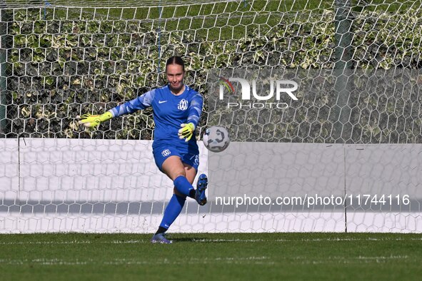 Francesca De Bona of F.C. Como Women participates in the round of 16 of Coppa Italia Femminile between S.S. Lazio and F.C. Como at the Mirko...