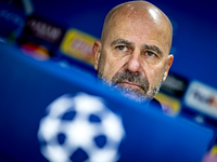 PSV Eindhoven trainer Peter Bosz speaks during the press conference after the match between PSV and Girona at the Philips Stadium for the UE...