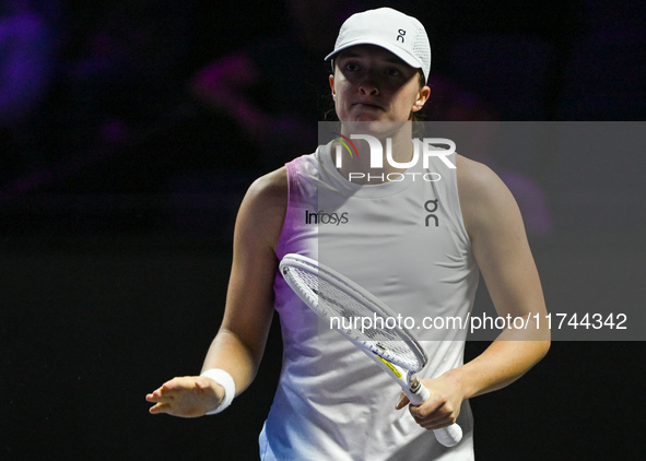 RIYADH, SAUDI ARABIA - NOVEMBER 05: Iga Swiatek of Poland during her match against Coco Gauff of USA, on day 4 of the 2024 WTA Finals, part...