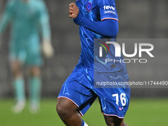 Shumaira Mheuka (76 Chelsea) controls the ball during the EFL Trophy match between Cambridge United and Chelsea Under 21s at the Cledara Abb...