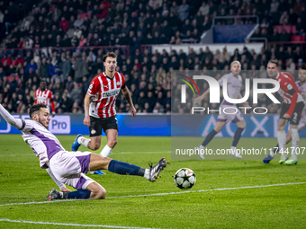 Girona FC defender Arnau Martinez participates in the match between PSV and Girona at the Philips Stadium for the UEFA Champions League - Le...