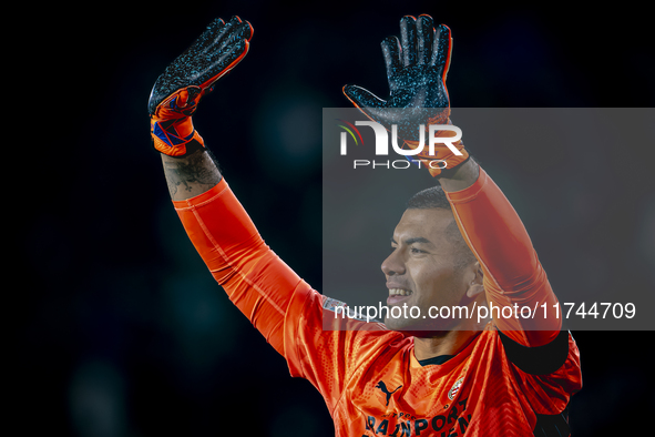 PSV Eindhoven goalkeeper Walter Benitez plays during the match between PSV and Girona at the Philips Stadium for the UEFA Champions League -...