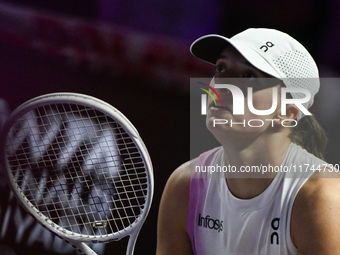 RIYADH, SAUDI ARABIA - NOVEMBER 05: Iga Swiatek of Poland during her match against Coco Gauff of USA, on day 4 of the 2024 WTA Finals, part...