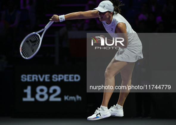 RIYADH, SAUDI ARABIA - NOVEMBER 05: Iga Swiatek of Poland during her match against Coco Gauff of USA, on day 4 of the 2024 WTA Finals, part...