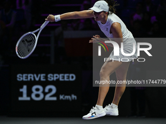 RIYADH, SAUDI ARABIA - NOVEMBER 05: Iga Swiatek of Poland during her match against Coco Gauff of USA, on day 4 of the 2024 WTA Finals, part...