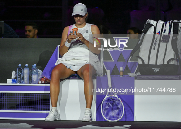 RIYADH, SAUDI ARABIA - NOVEMBER 05: Iga Swiatek of Poland during her match against Coco Gauff of USA, on day 4 of the 2024 WTA Finals, part...