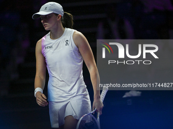 RIYADH, SAUDI ARABIA - NOVEMBER 05: Iga Swiatek of Poland during her match against Coco Gauff of USA, on day 4 of the 2024 WTA Finals, part...