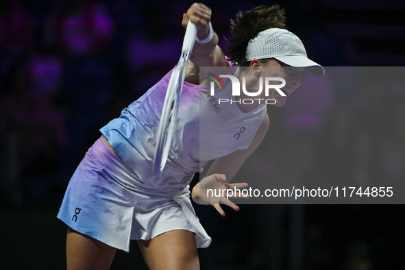 RIYADH, SAUDI ARABIA - NOVEMBER 05: Iga Swiatek of Poland during her match against Coco Gauff of USA, on day 4 of the 2024 WTA Finals, part...