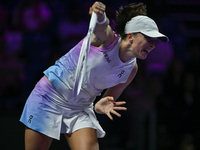 RIYADH, SAUDI ARABIA - NOVEMBER 05: Iga Swiatek of Poland during her match against Coco Gauff of USA, on day 4 of the 2024 WTA Finals, part...