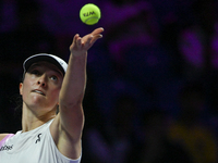 RIYADH, SAUDI ARABIA - NOVEMBER 05: Iga Swiatek of Poland during her match against Coco Gauff of USA, on day 4 of the 2024 WTA Finals, part...