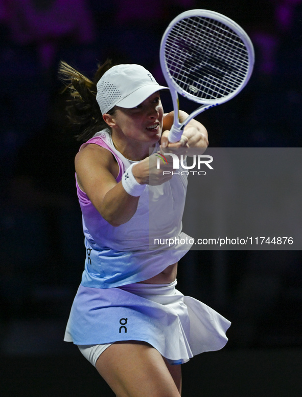 RIYADH, SAUDI ARABIA - NOVEMBER 05: Iga Swiatek of Poland during her match against Coco Gauff of USA, on day 4 of the 2024 WTA Finals, part...