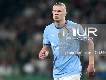 Erling Haaland of Manchester City looks on during the UEFA Champions League match between Sporting CP and Manchester City at Jose Alvalade S...