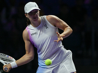 RIYADH, SAUDI ARABIA - NOVEMBER 05: Iga Swiatek of Poland during her match against Coco Gauff of USA, on day 4 of the 2024 WTA Finals, part...