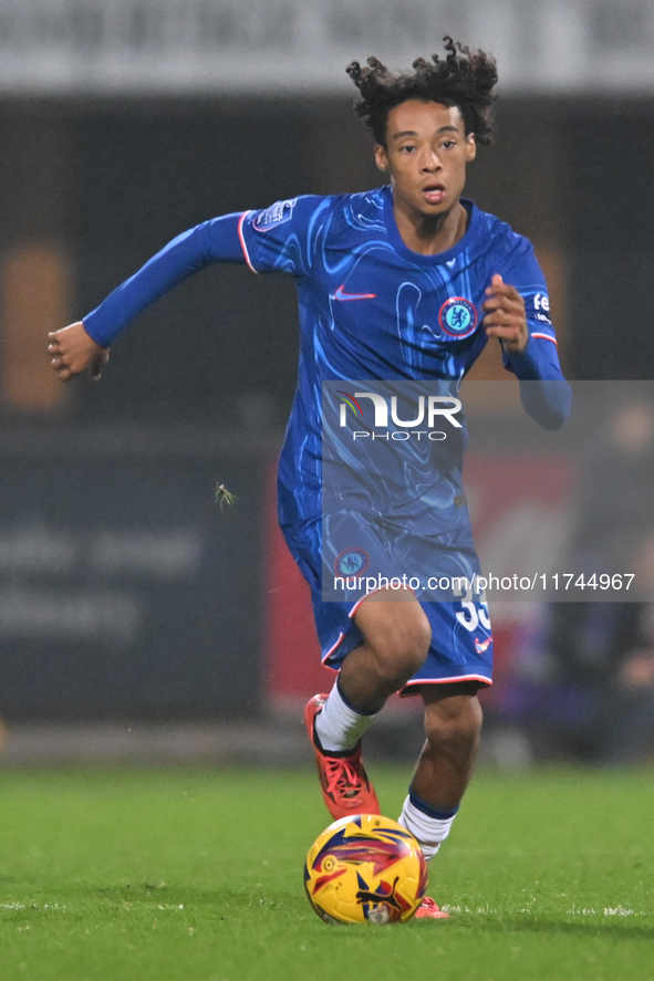 Kiano Dyer (33 Chelsea) controls the ball during the EFL Trophy match between Cambridge United and Chelsea Under 21s at the Cledara Abbey St...