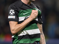 Zeno Debast of Sporting CP celebrates victory after the UEFA Champions League match between Sporting CP and Manchester City at Jose Alvalade...