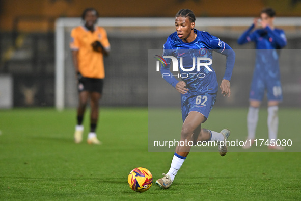 Ishe Samuels Smith (62 Chelsea) controls the ball during the EFL Trophy match between Cambridge United and Chelsea Under 21s at the Cledara...