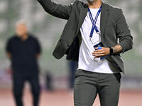 Asepahan SC head coach Hugo Miguel Pereira reacts during the AFC Champions League Two Group A football match between United Arab Emirates Sh...