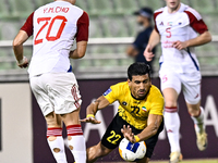 Saleh Hardani of Sepahan SC battles for the ball with Cho Yumin of Sharjah FC during the AFC Champions League Group A football match between...