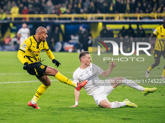 Donyell Malen of Borussia Dortmund scores his team's first goal during the UEFA Champions League 2024/25 League Phase MD4 soccer match betwe...