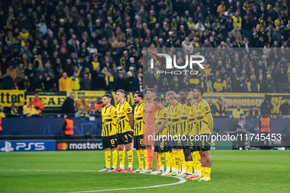 Players of Borussia Dortmund stand for a minute of silence for the flood victims in Valencia prior to the UEFA Champions League 2024/25 Leag...