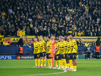 Players of Borussia Dortmund stand for a minute of silence for the flood victims in Valencia prior to the UEFA Champions League 2024/25 Leag...