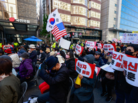 Hundreds of party members and supporters hold a protest demanding the resignation of leader Han Dong-hoon, alleging he takes an independent...