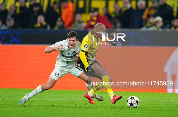 Donyell Malen of Borussia Dortmund  controls the ball during the Champions League Round 4 match between Borussia Dortmund v SK Sturm Graz at...