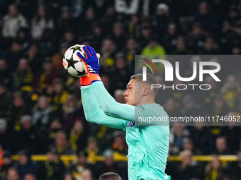 Kjell Scherpen of SK Sturm Graz  controls the ball during the Champions League Round 4 match between Borussia Dortmund v SK Sturm Graz at th...